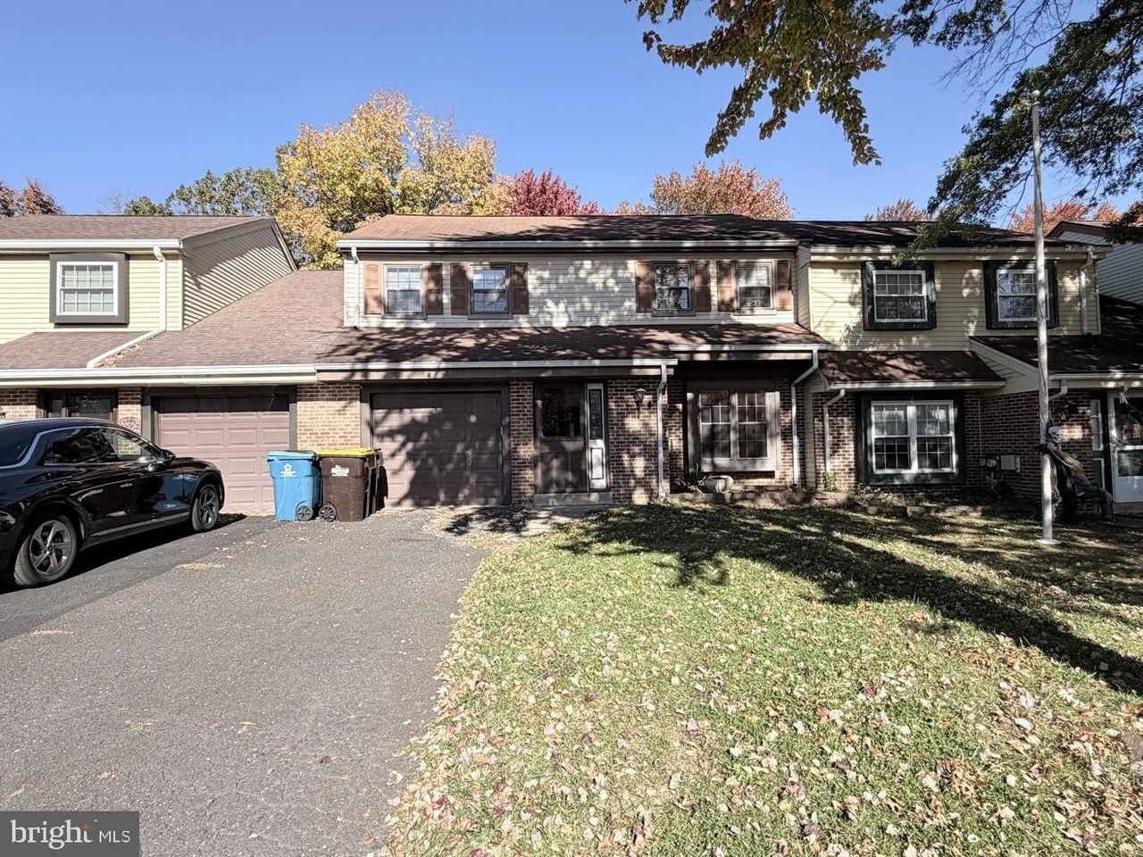 15 Greenwoods Dr - Photo 2 of 28