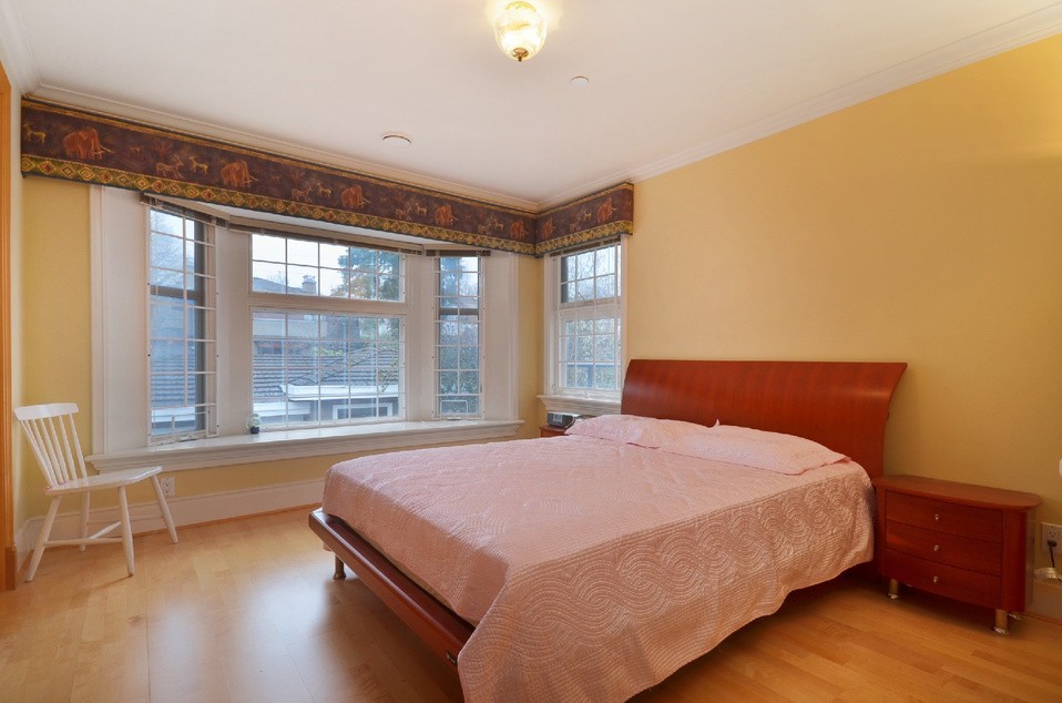 2208 West 35th Avenue - Photo 6 of 11