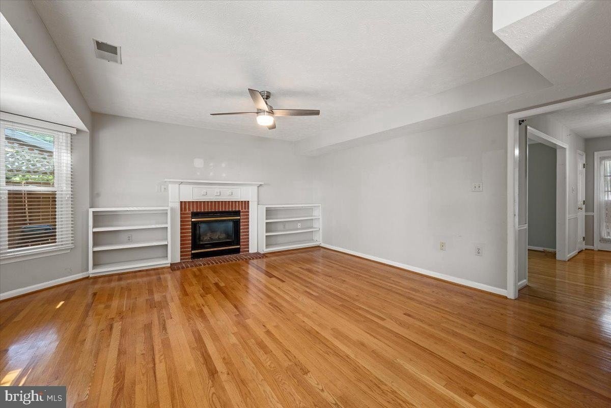 2636 Stonegate Dr - Photo 6 of 36