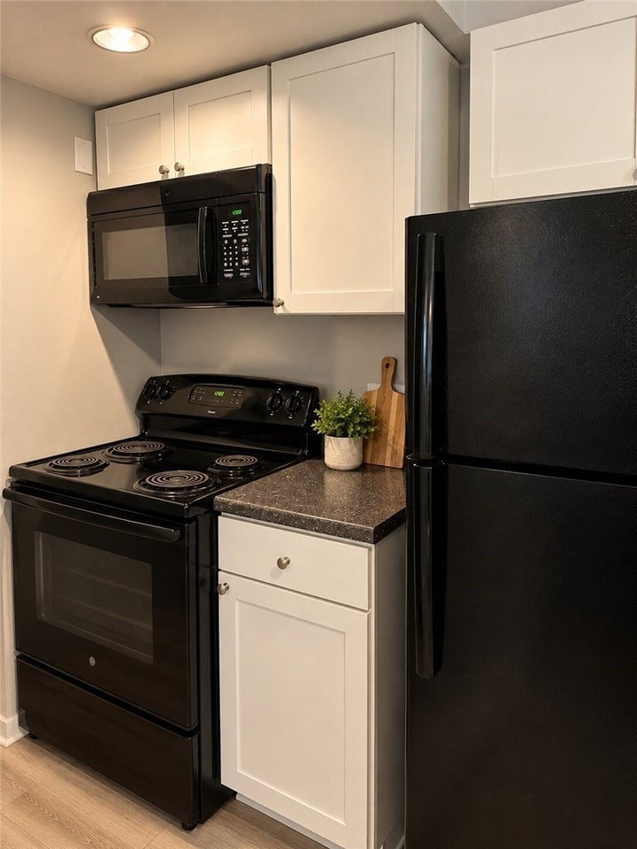 2551 Tilbrook Rd #D - Photo 7 of 7