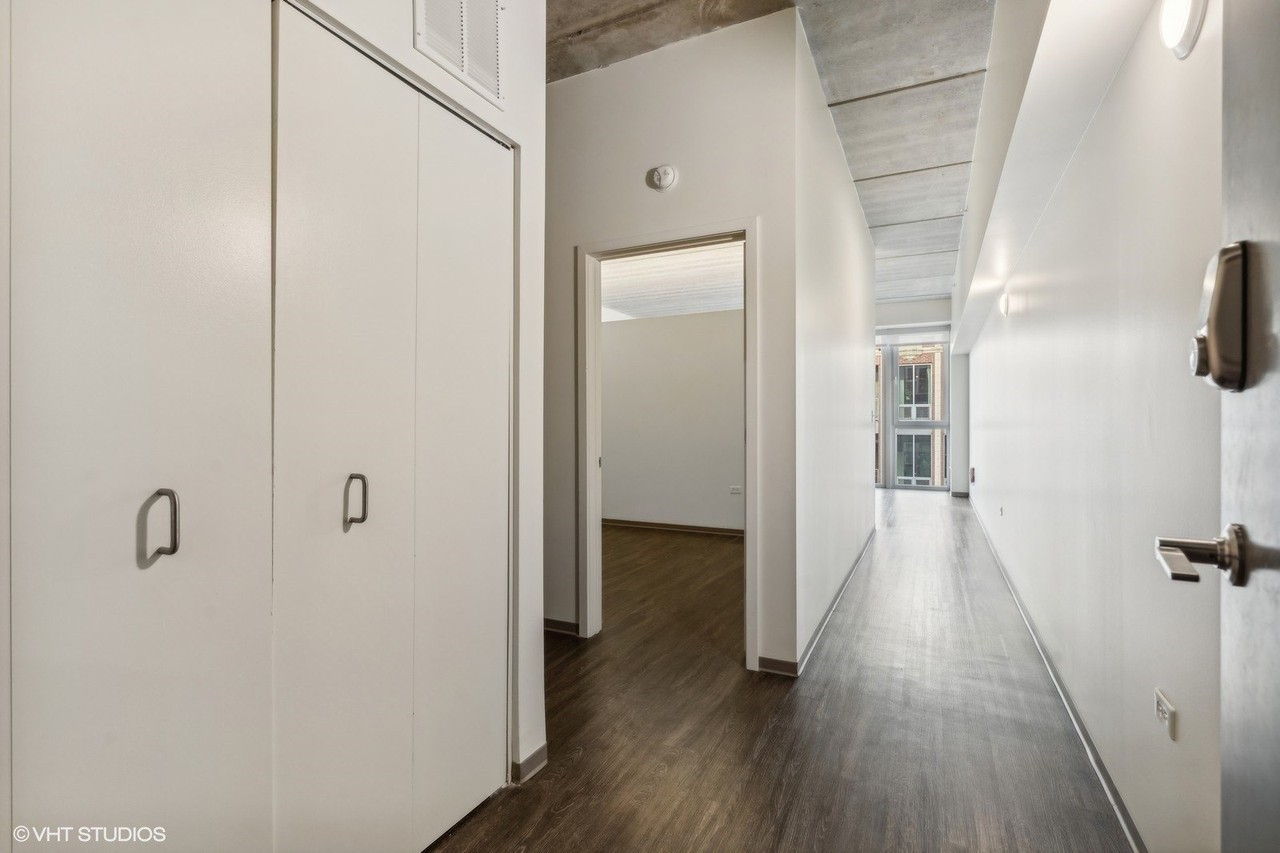 1920 N Milwaukee Ave #303 - Photo 2 of 7