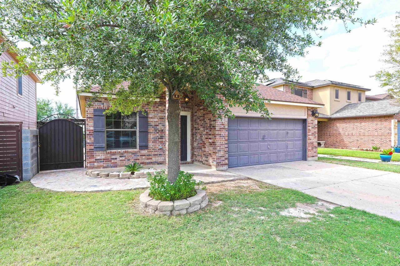 11124 Capistran Loop - Photo 2 of 30
