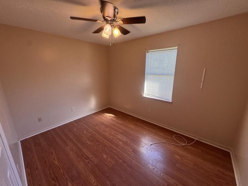 3416 Sweetbrier Rd - Photo 6 of 11