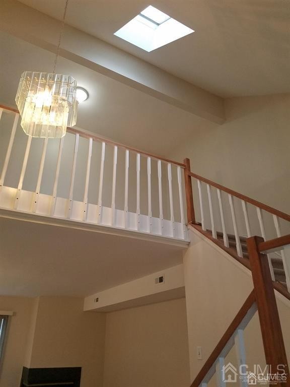 77 Winchester Way - Photo 3 of 14