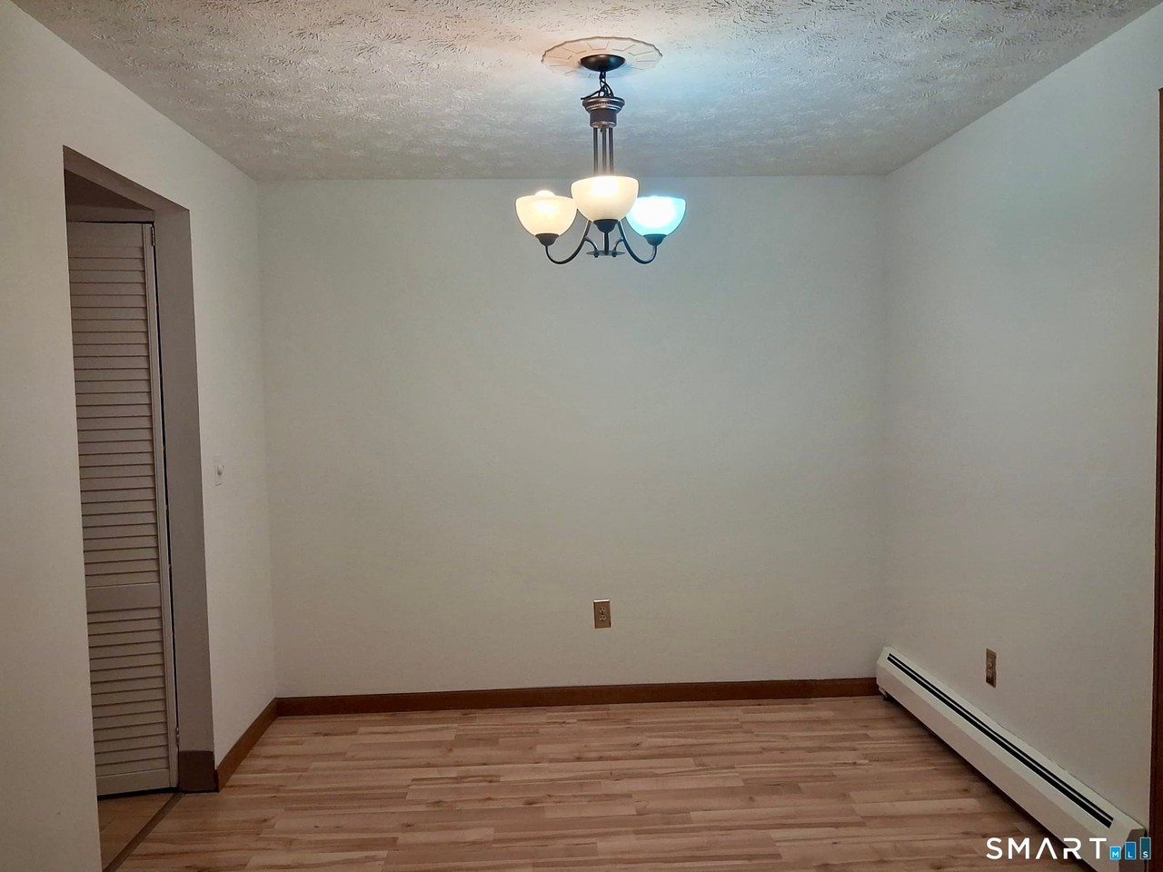 26 Amato Dr - Photo 7 of 15