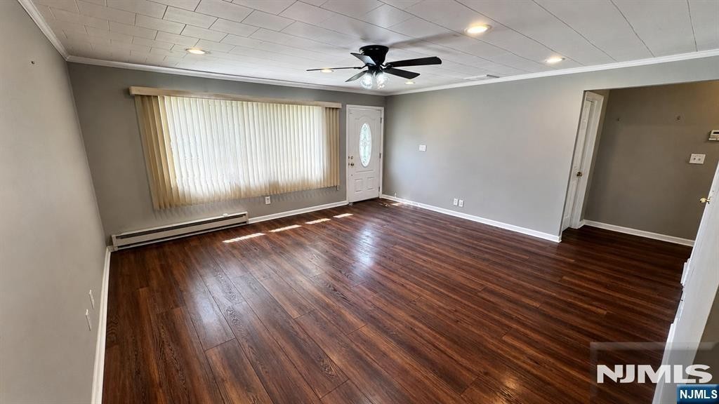 70 Hahn Ave - Photo 6 of 15