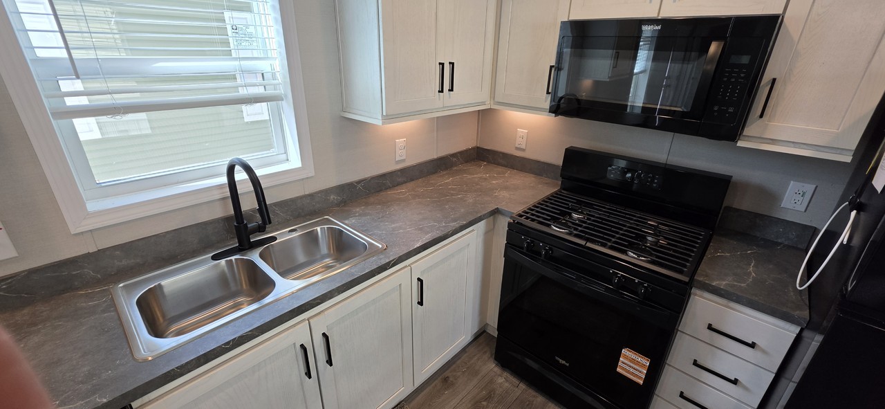 6610 Lear Nagle Rd #10 - Photo 5 of 17