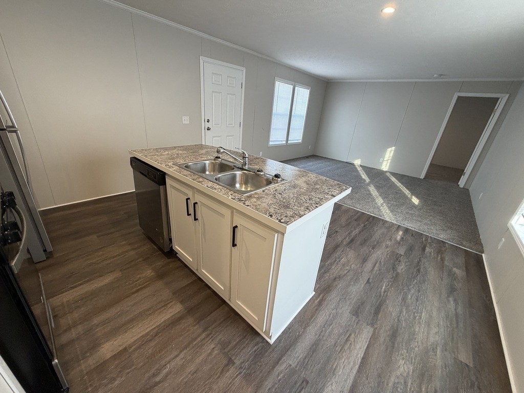 15845 Marentette Dr #510 - Photo 7 of 25