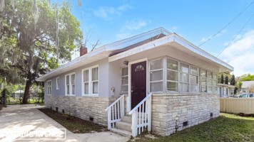 featured image of 544 E 60th St