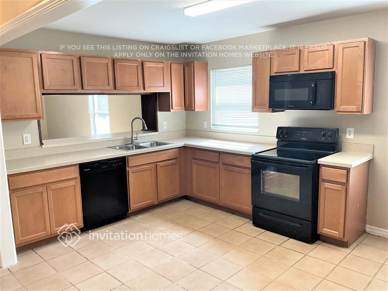 2092 Paprika Dr - Photo 4 of 10