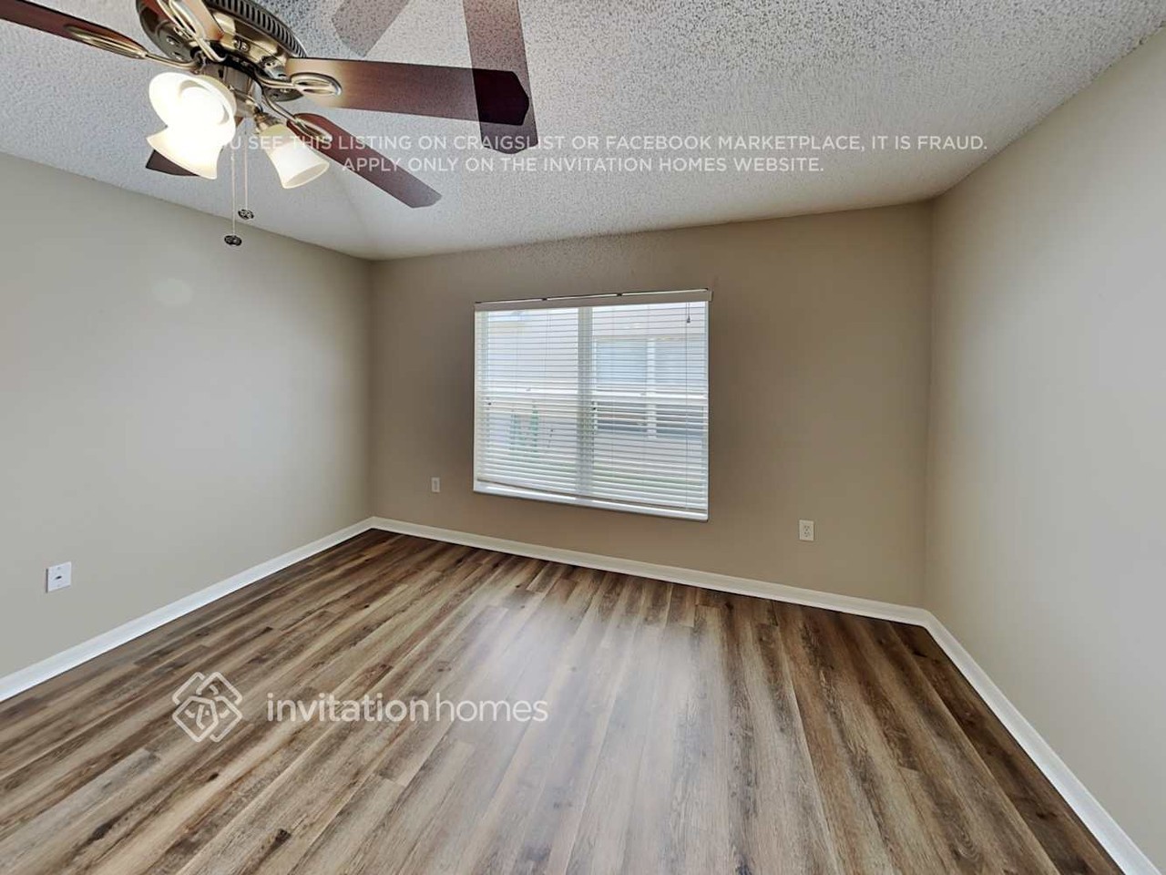 12909 Parkington Dr - Photo 4 of 21
