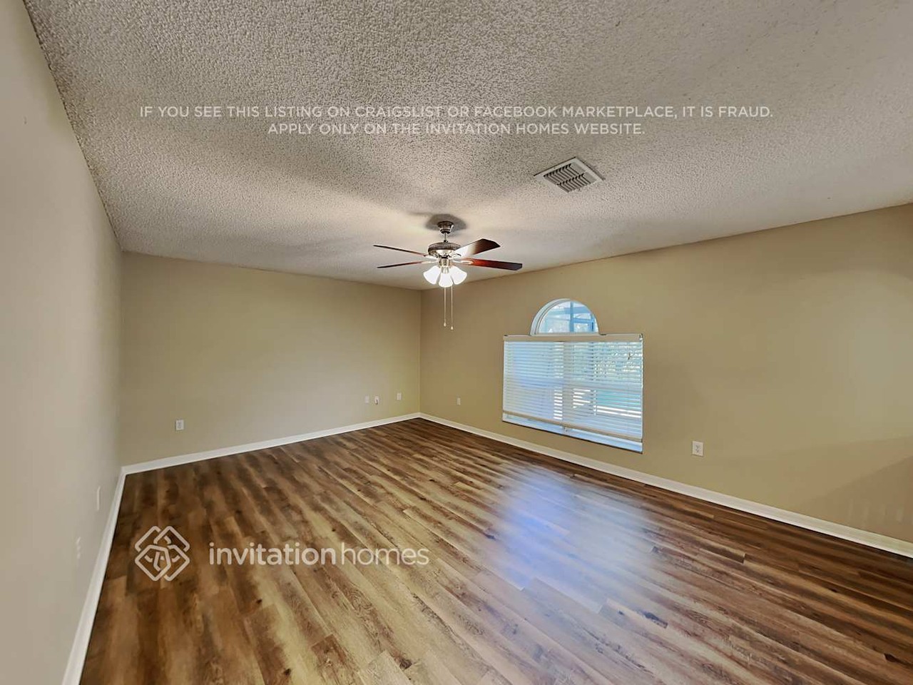 12909 Parkington Dr - Photo 5 of 21