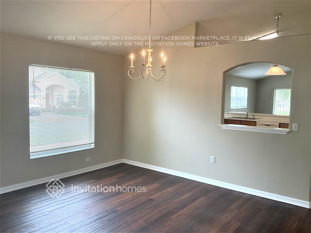 2762 Barclay Ln - Photo 7 of 16