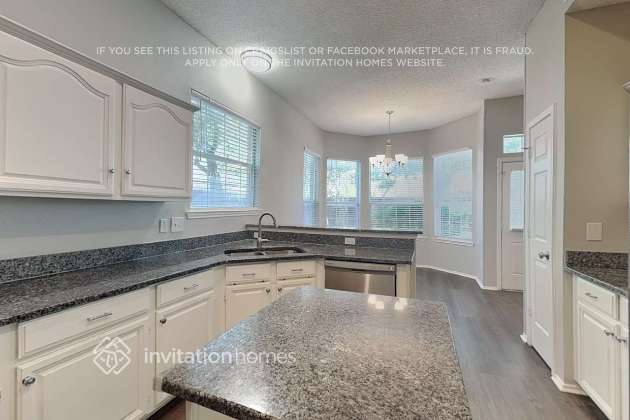 2603 Bordeaux Dr - Photo 7 of 22