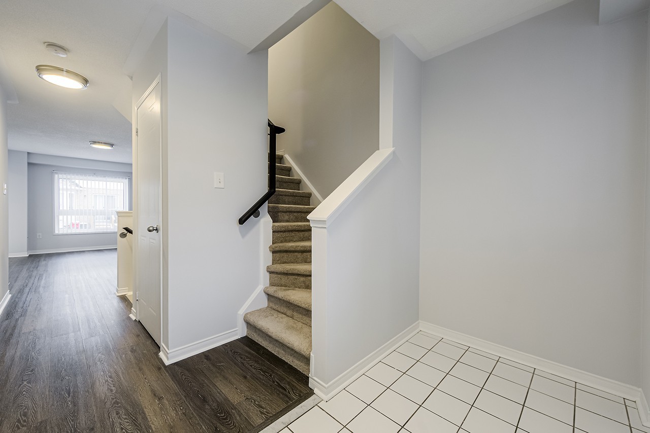 Daniels Gateway, Chartwell Village - Photo 6 of 11