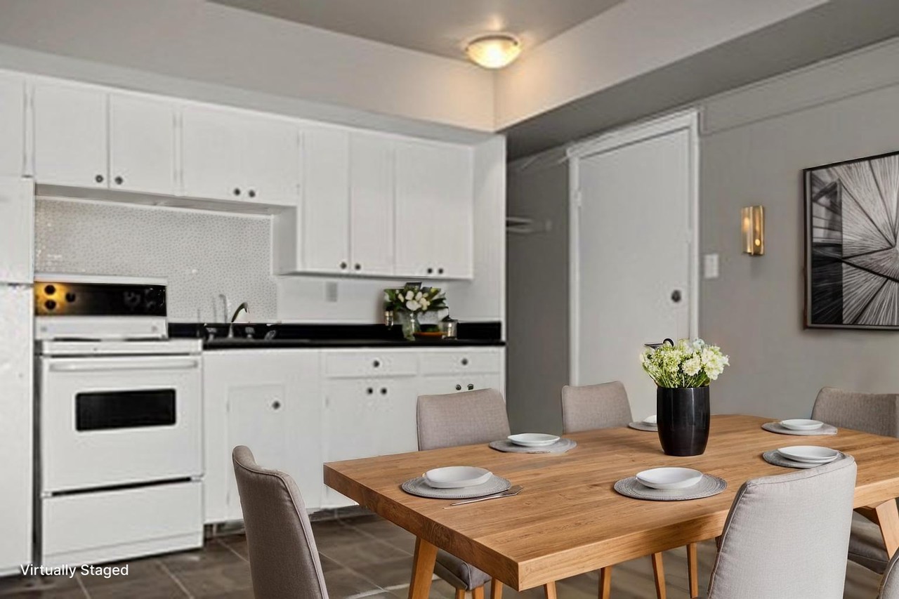 Abigail Apartments - Photo 3 of 21