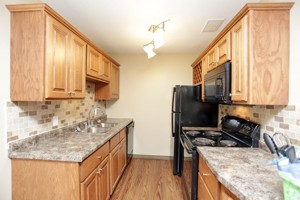 featured image of 4112 Westbrook Dr