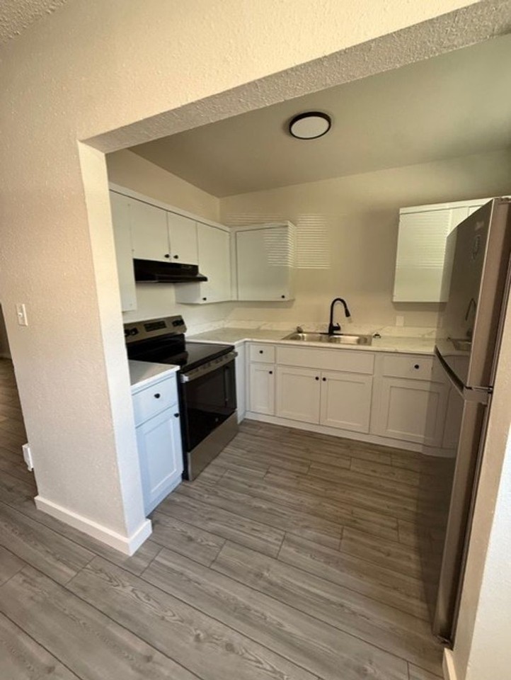 4201 Kinkead Ave - Photo 3 of 6