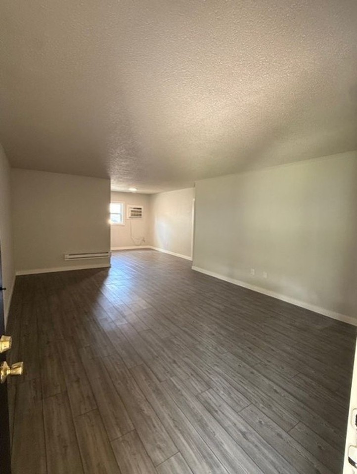 4201 Kinkead Ave - Photo 4 of 6