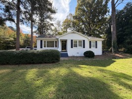 featured image of 206 Skyview Dr