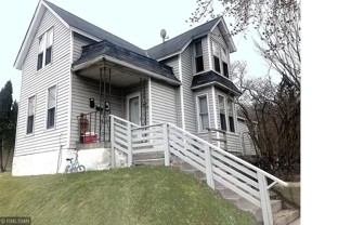 Spacious and bright two bedroom has in unit washer and dryer, off steet parking and Section 8 welcome - Photo 1 of 1