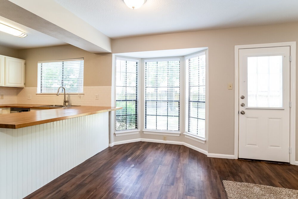 2607 Hidden Garden Dr - Photo 5 of 16