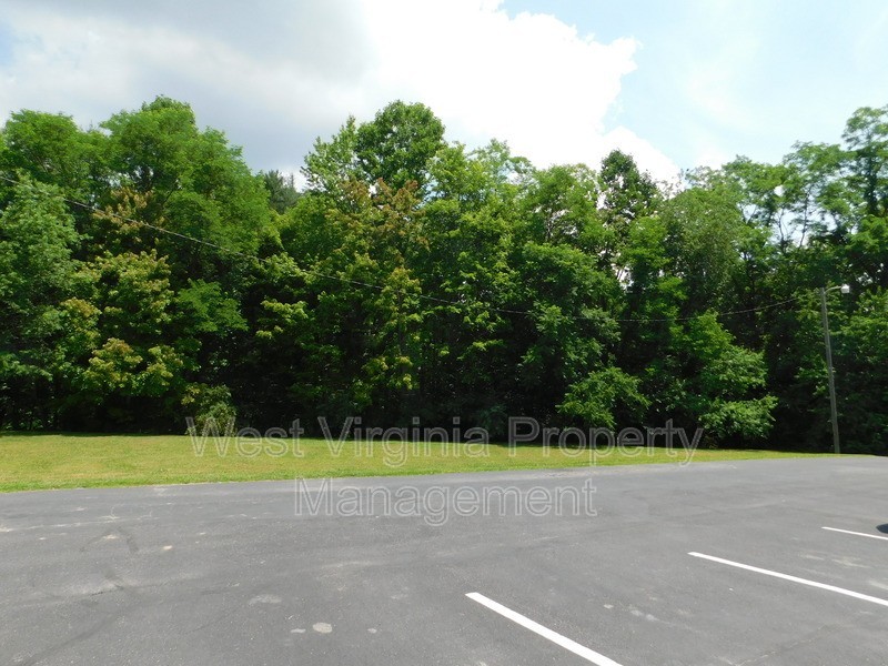 581 Prosperity Rd #224 - Photo 4 of 14