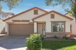 featured image of 1649 E Leslie Ave