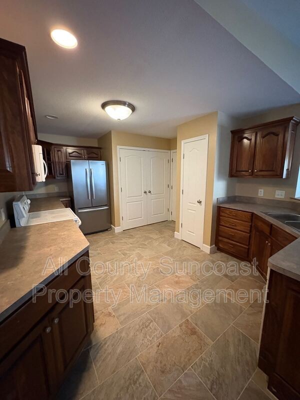 119 Pine Lake Dr - Photo 3 of 11