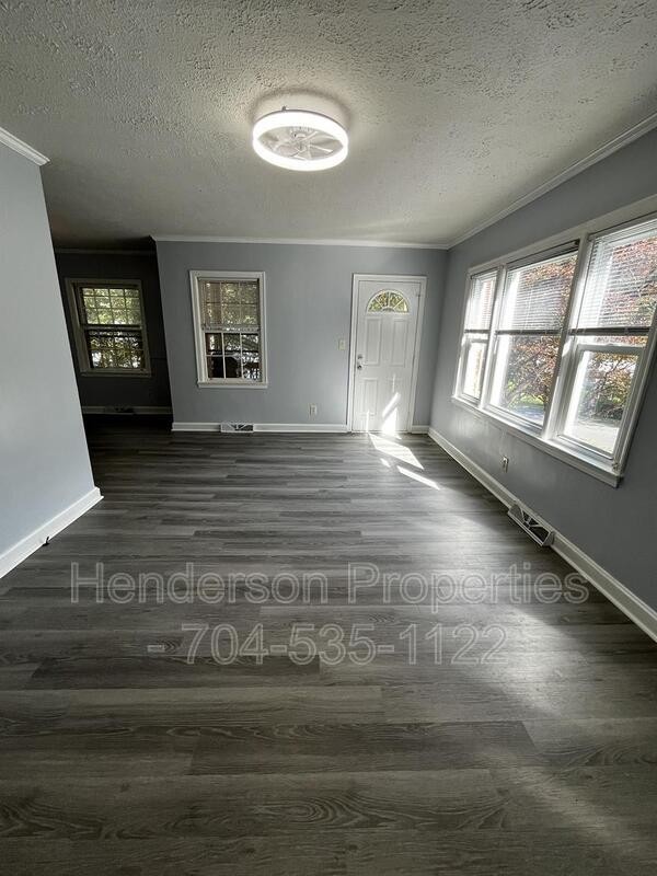 2352 Orton St - Photo 2 of 12