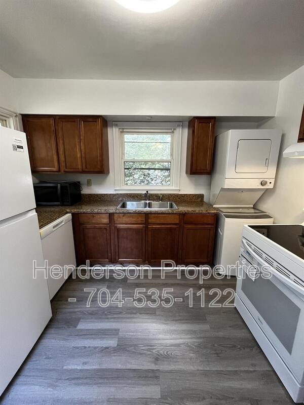2352 Orton St - Photo 5 of 12
