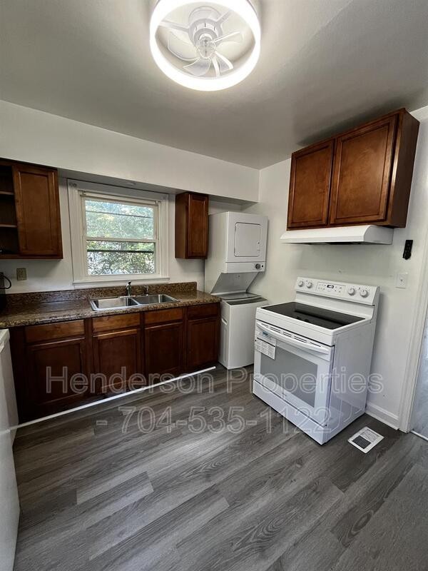 2352 Orton St - Photo 6 of 12