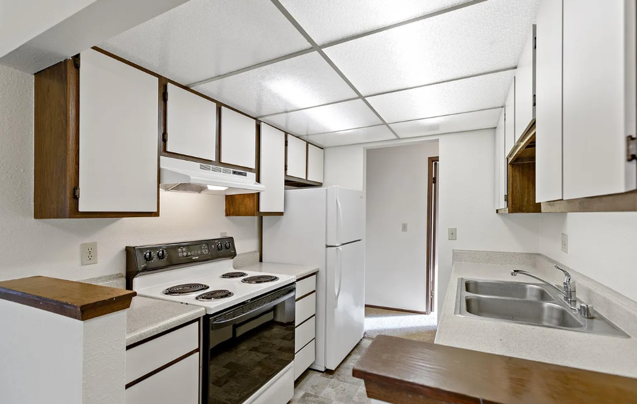 2564 Warner Ave #B - Photo 5 of 10