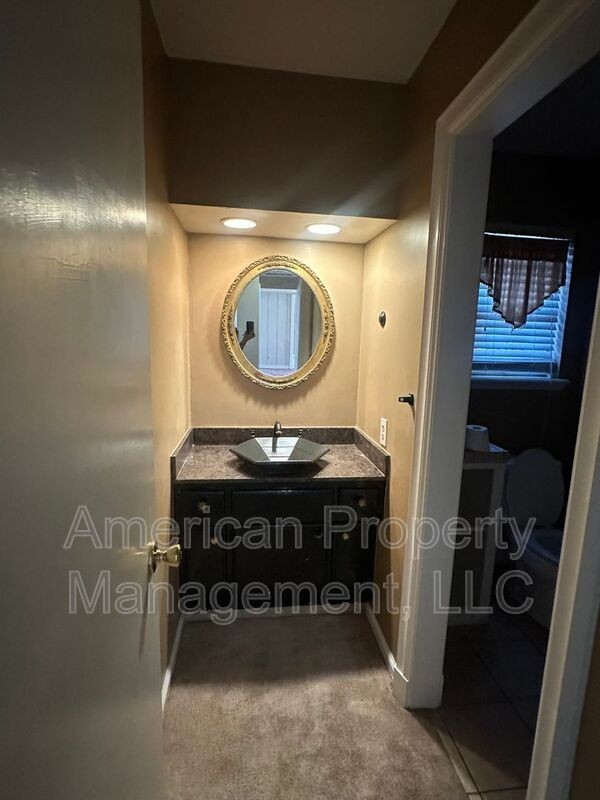 5807 E 46th Pl - Photo 5 of 23