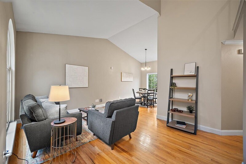 1169 Beacon Hill Way - Photo 6 of 25