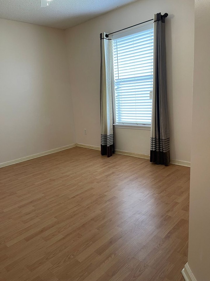 1444 Dog Fennel Ct - Photo 6 of 19