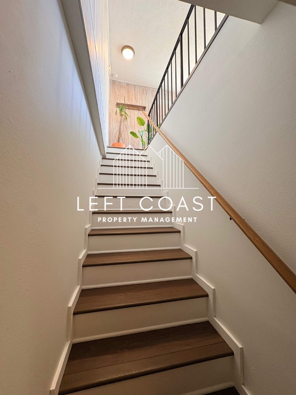 3849 Nw Lee Ave - Photo 7 of 17