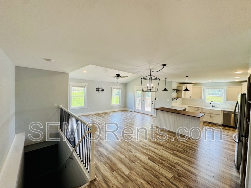 4321 Stone Crst - Photo 7 of 16