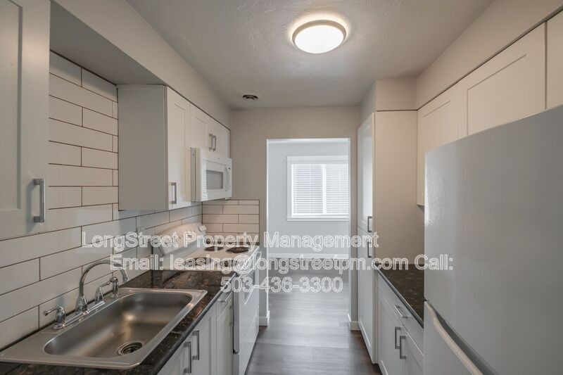 205 6th Ave Se #9 - Photo 2 of 50