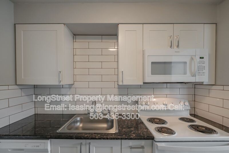 205 6th Ave Se #9 - Photo 5 of 50