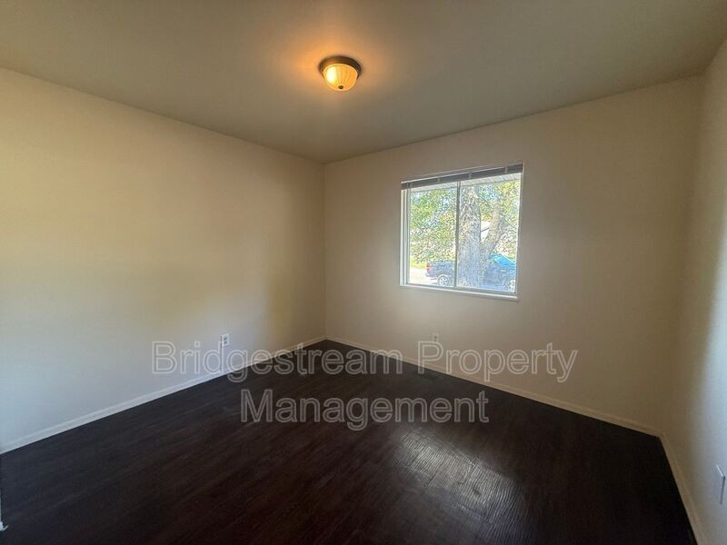 5124 Nebraska Ave - Photo 4 of 6