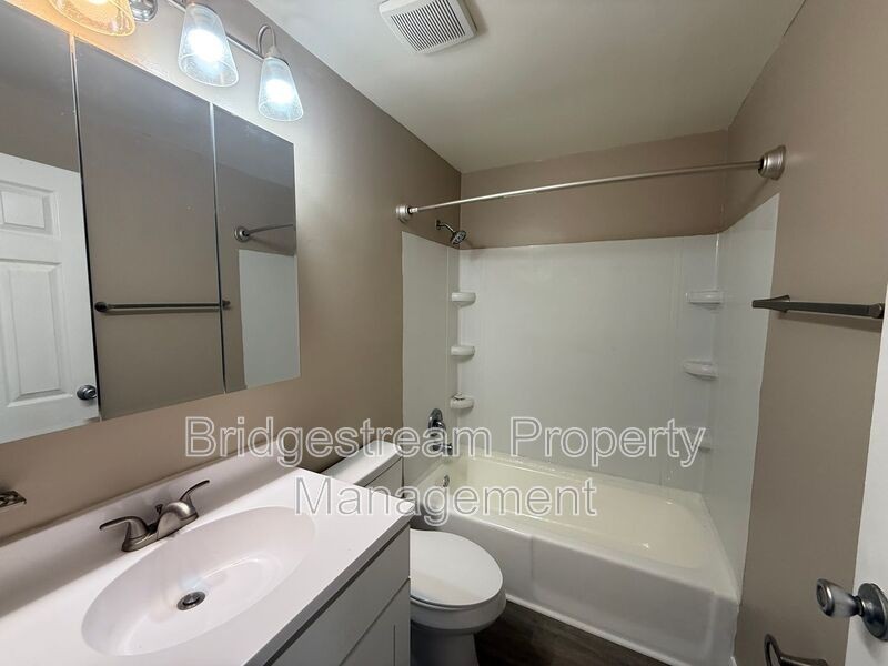 4950 Leeper St - Photo 4 of 5