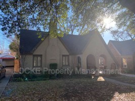 featured image of 3249 Wabash Ave