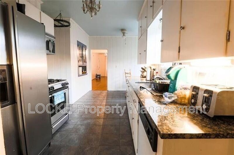 3249 Wabash Ave - Photo 7 of 15