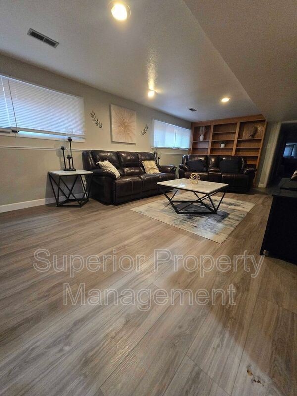 101 W 1st Ave - Photo 7 of 16
