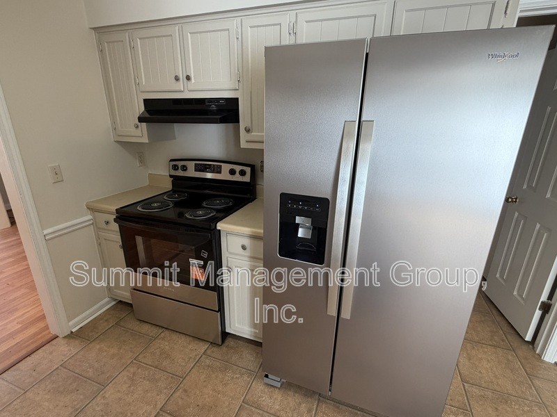 4119 Sweet Water Ln Se - Photo 5 of 29