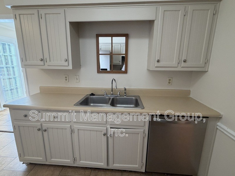 4119 Sweet Water Ln Se - Photo 6 of 29