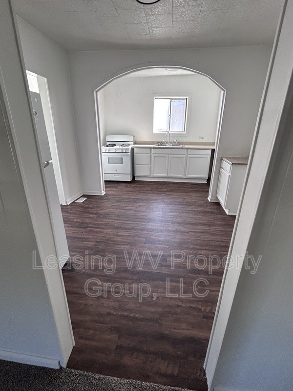4508 Riverside Dr - Photo 2 of 10