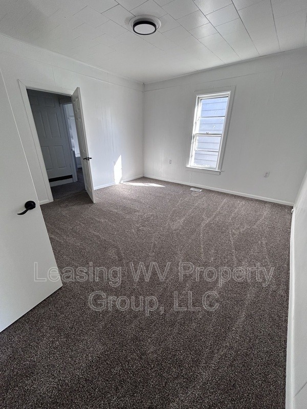 4508 Riverside Dr - Photo 6 of 10