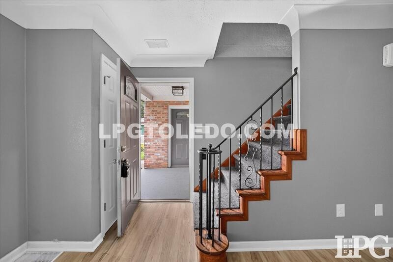 2424 Lark Ave - Photo 6 of 35